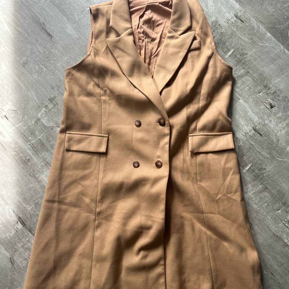 Long Vest Jacket button front camel color sz 14 NWT